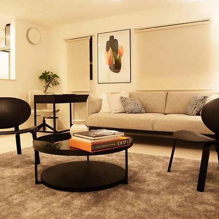 6 Mins To Walk Jr Okubo Station 1Stop To Shinjuku Brand New Silent Stylish 3Br Villa 도쿄 외부 사진