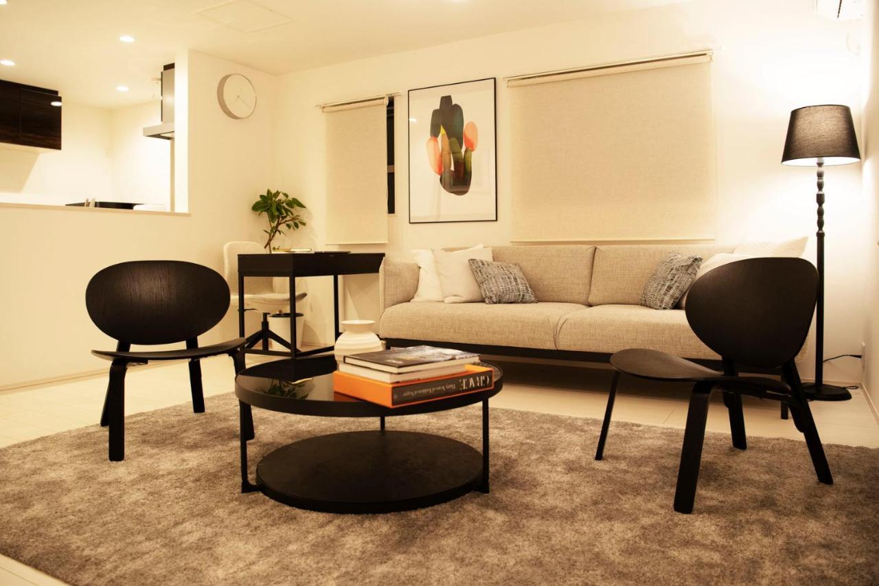 6 Mins To Walk Jr Okubo Station 1Stop To Shinjuku Brand New Silent Stylish 3Br Villa 도쿄 외부 사진