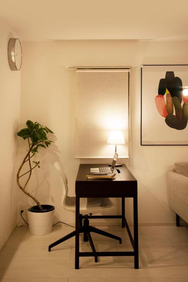 6 Mins To Walk Jr Okubo Station 1Stop To Shinjuku Brand New Silent Stylish 3Br Villa 도쿄 외부 사진