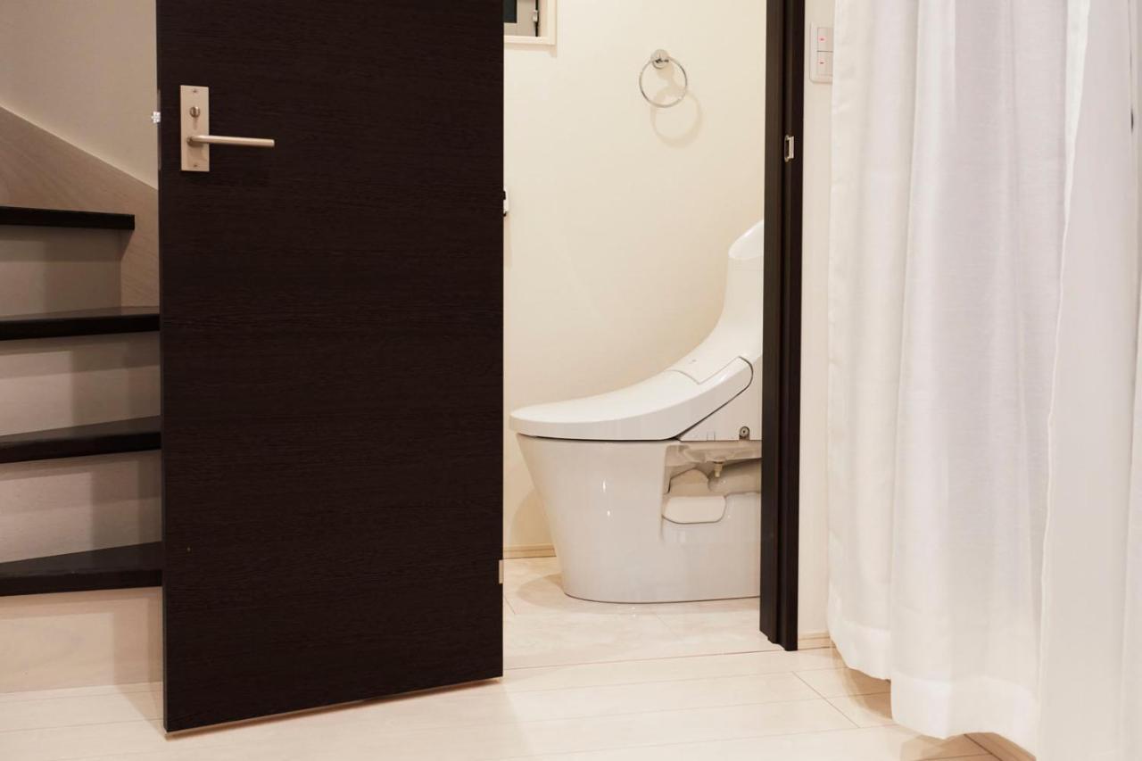 6 Mins To Walk Jr Okubo Station 1Stop To Shinjuku Brand New Silent Stylish 3Br Villa 도쿄 외부 사진